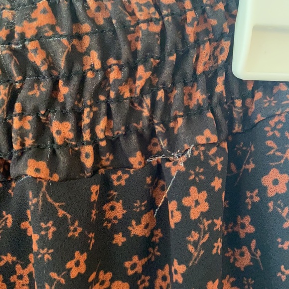 Floral skirt - Picture 8 of 12